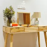 Bàn trang điểm gỗ thông tự nhiên FEGO - Ảnh 4